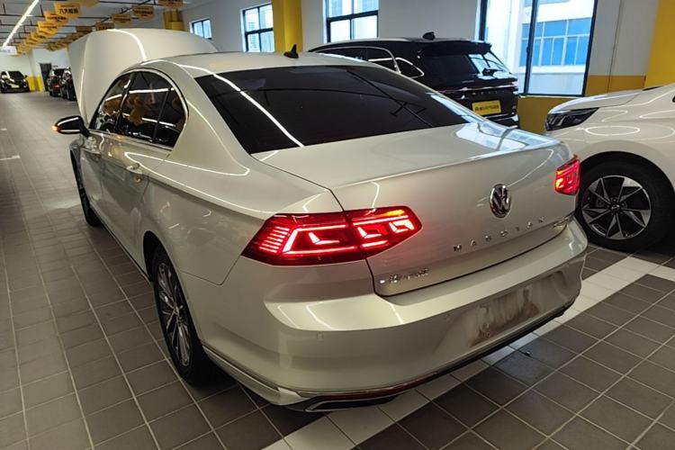 Used Volkswagen Magotan 2020 380TSI DSG Luxury Version Rear Left 45 Deg