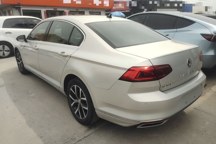 Used Volkswagen Magotan 2020 330TSI DSG Leading Model Rear Left 45 Deg