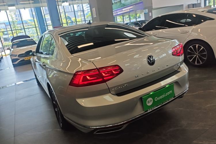 Used Volkswagen Magotan 2020 330TSI DSG Leading Model Rear Left 45 Deg