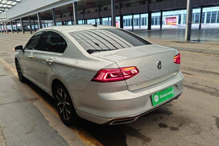Used Volkswagen Magotan 2020 330TSI DSG Leading Model Rear Left 45 Deg