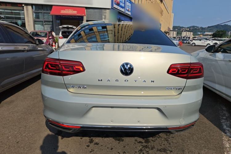 Used Volkswagen Magotan 2020 330TSI DSG Luxury Edition Rear