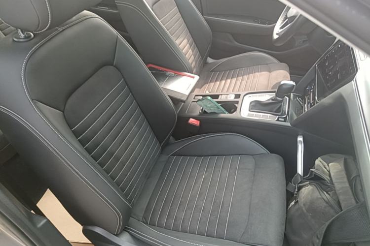 Used Volkswagen Magotan 2020 330TSI DSG Leading Model Right Front Seat