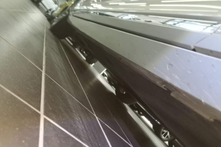 Used Volkswagen Magotan 2020 330TSI DSG Luxury Edition Right Side Sill