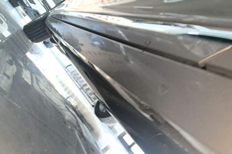 Used Volkswagen Magotan 2020 330TSI DSG Leading Model Right Side Sill