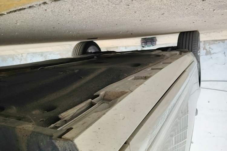 Used Volkswagen Magotan 2020 330TSI DSG Luxury Edition Right Side Sill