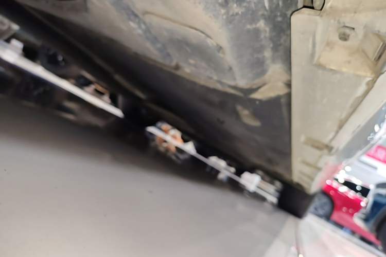 Used Volkswagen Magotan 2020 280TSI DSG Comfort Edition Right Side Sill