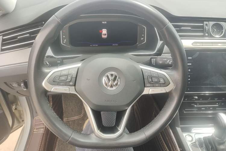 Used Volkswagen Magotan 2020 330TSI DSG Leading Model Steering Wheel