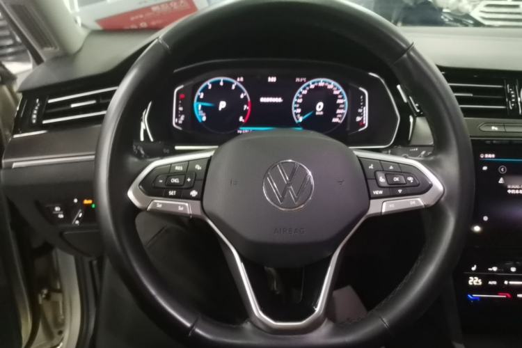 Used Volkswagen Magotan 2020 330TSI DSG Luxury Edition Steering Wheel