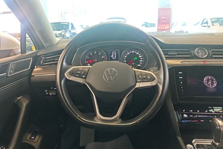 Used Volkswagen Magotan 2020 330TSI DSG Leading Model Steering Wheel