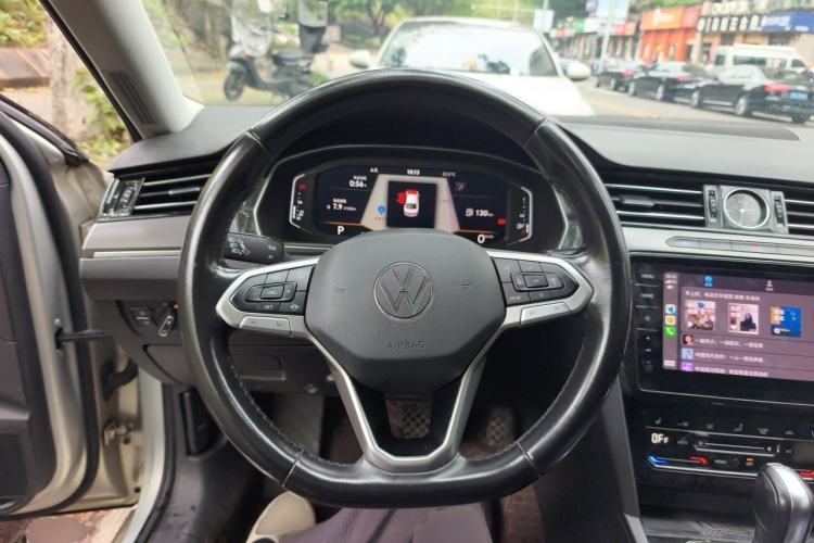 Used Volkswagen Magotan 2020 330TSI DSG Luxury Edition Steering Wheel