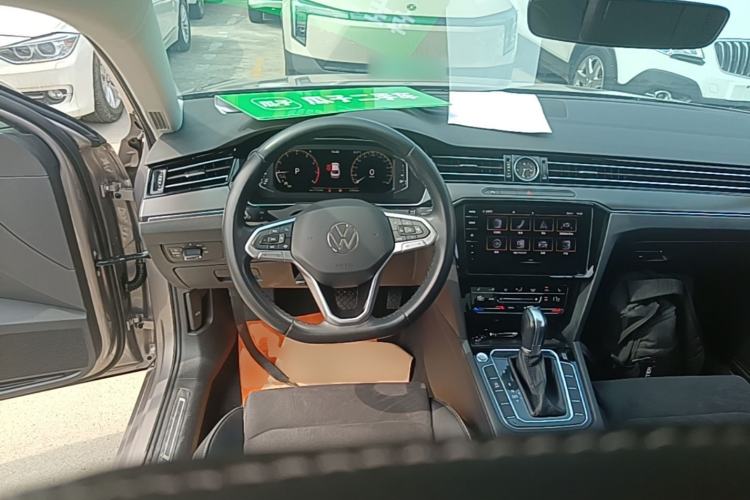 Used Volkswagen Magotan 2020 330TSI DSG Leading Model Steering Wheel