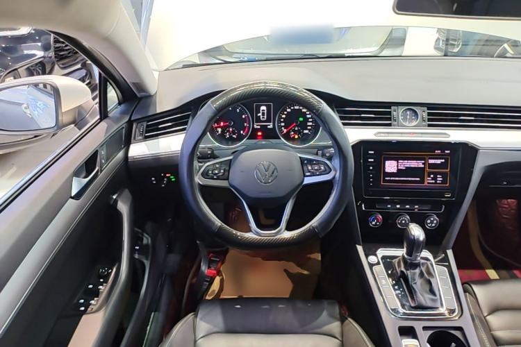 Used Volkswagen Magotan 2020 280TSI DSG Comfort Edition Steering Wheel