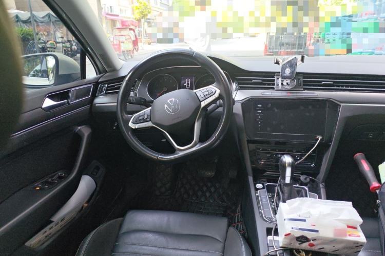 Used Volkswagen Magotan 2020 330TSI DSG Leading Model Steering Wheel