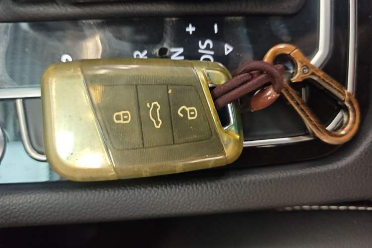 Used Volkswagen Magotan 2020 330TSI DSG Leading Model Vehicle Key