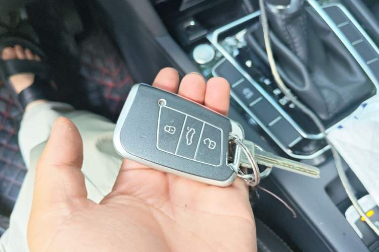 Used Volkswagen Magotan 2020 330TSI DSG Leading Model Vehicle Key