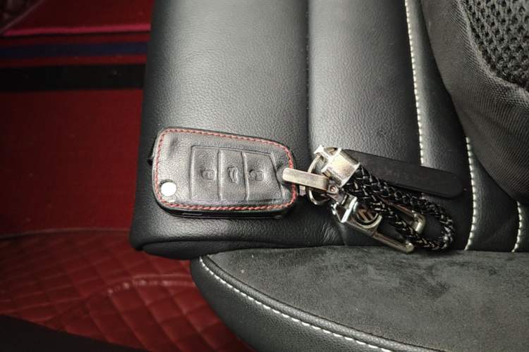 Used Volkswagen Magotan 2020 330TSI DSG Leading Model Vehicle Key