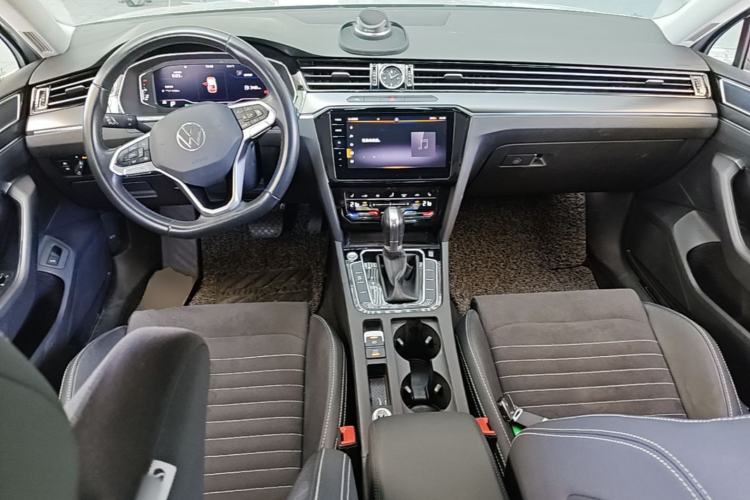 Used Volkswagen Magotan 2020 330TSI DSG Luxury Edition Center Console