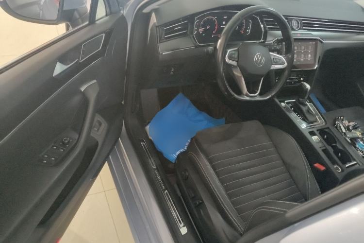 Used Volkswagen Magotan 2020 330TSI DSG Luxury Edition Driver Seat