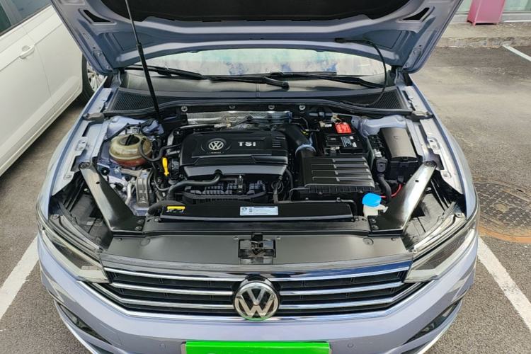 Used Volkswagen Magotan 2020 380TSI DSG Luxury Version Engine Bay