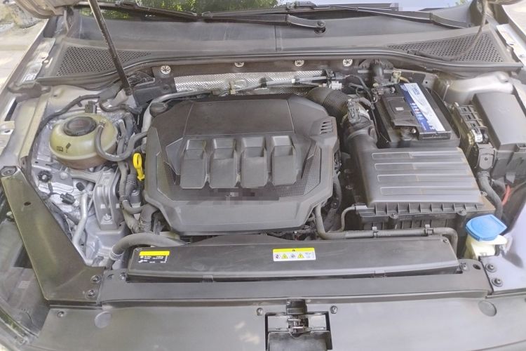 Used Volkswagen Magotan 2020 330TSI DSG Luxury Edition Engine Bay