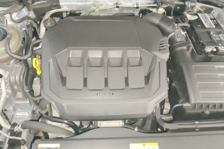 Used Volkswagen Magotan 2020 330TSI DSG Luxury Edition Engine Bay