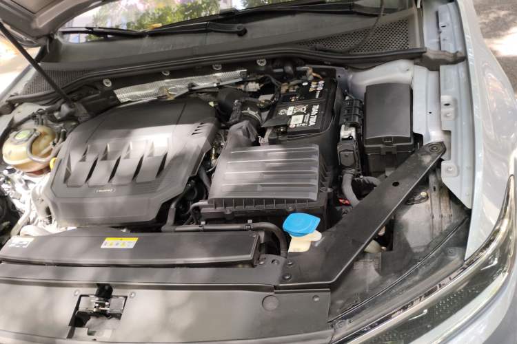 Used Volkswagen Magotan 2020 330TSI DSG Leading Model Engine Bay Left