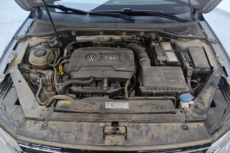 Used Volkswagen Magotan 2020 380TSI DSG Luxury Version Engine Bay