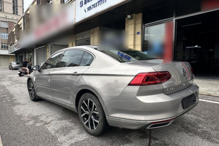 Used Volkswagen Magotan 2020 330TSI DSG Leading Model Exterior 3