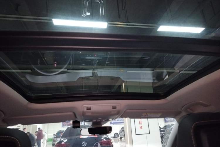 Used Volkswagen Magotan 2020 380TSI DSG Luxury Version Headliner