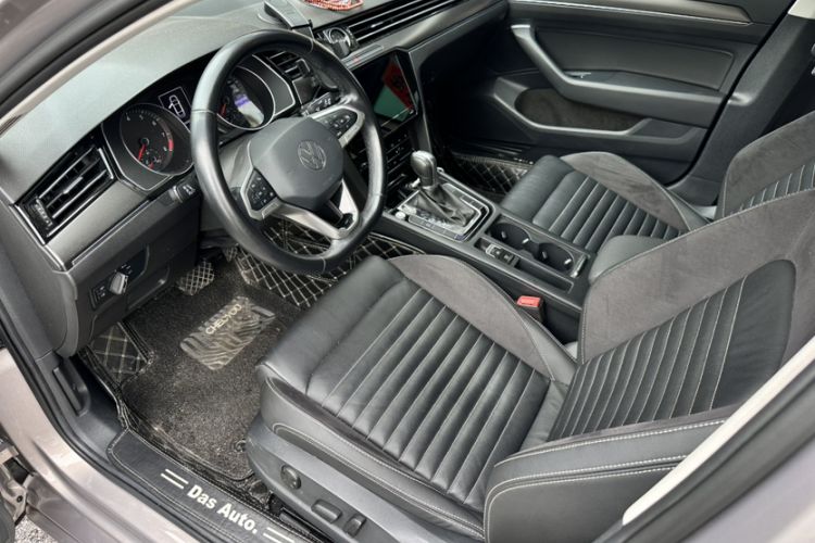 Used Volkswagen Magotan 2020 330TSI DSG Leading Model Interior 2