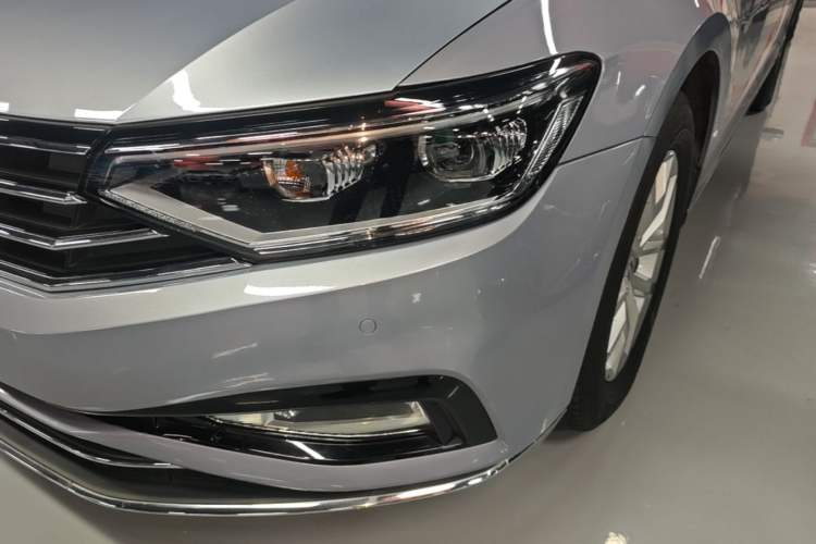Used Volkswagen Magotan 2020 280TSI DSG Comfort Edition Left Front Headlight
