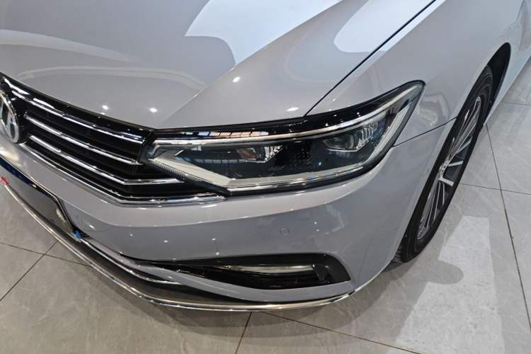 Used Volkswagen Magotan 2020 380TSI DSG Luxury Version Left Front Headlight