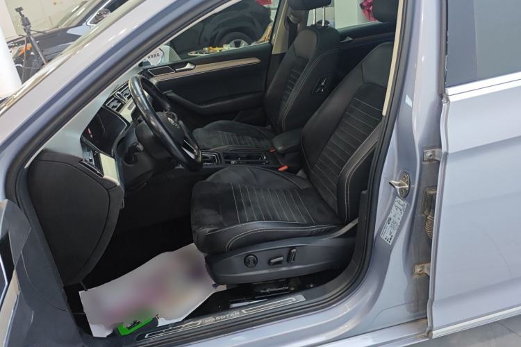 Used Volkswagen Magotan 2020 380TSI DSG Luxury Version Left Front Seat