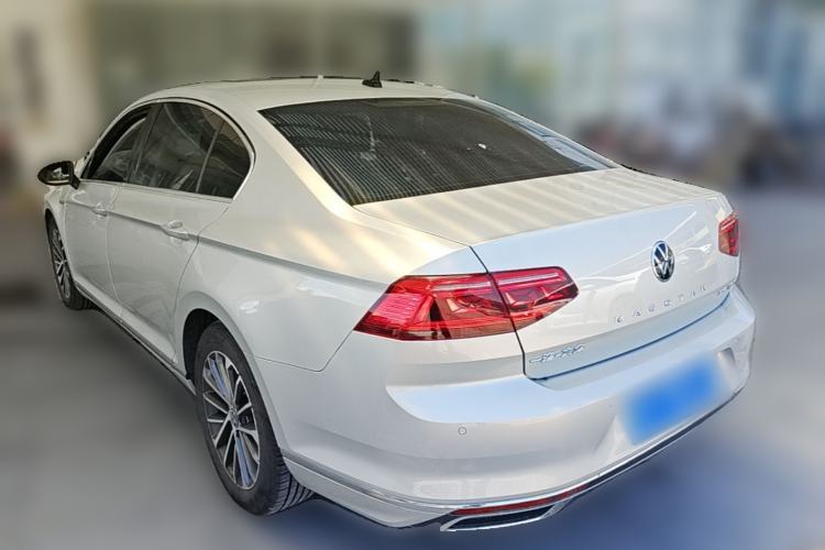 Used Volkswagen Magotan 2020 330TSI DSG Luxury Edition Rear Left 45 Deg