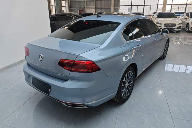 Used Volkswagen Magotan 2020 380TSI DSG Luxury Version Rear Right 45 Deg