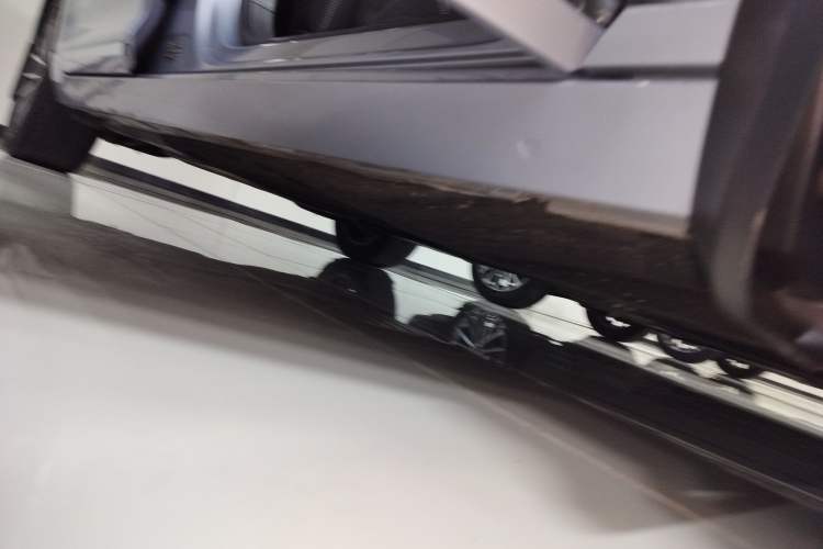 Used Volkswagen Magotan 2020 380TSI DSG Luxury Version Right Side Sill