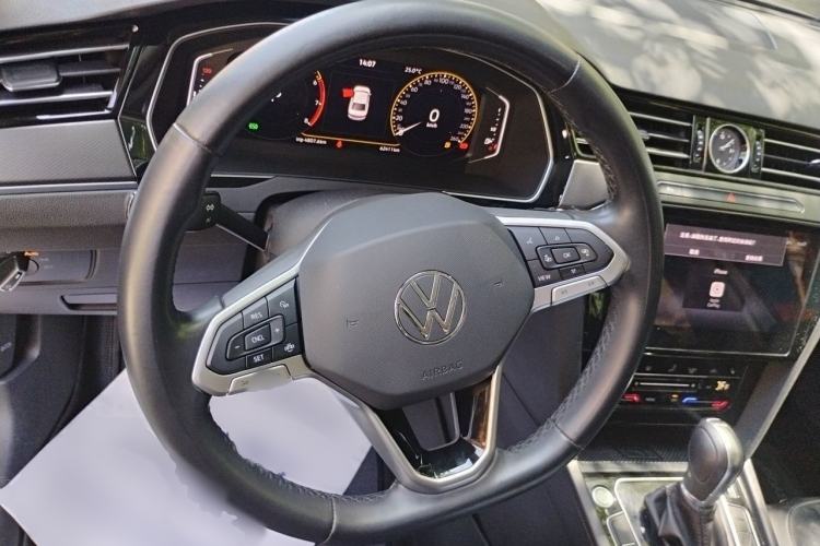 Used Volkswagen Magotan 2020 330TSI DSG Luxury Edition Steering Wheel