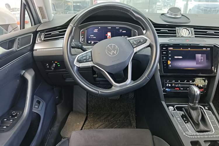 Used Volkswagen Magotan 2020 330TSI DSG Luxury Edition Steering Wheel