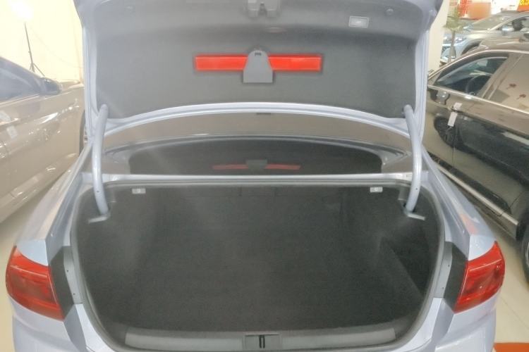 Used Volkswagen Magotan 2020 330TSI DSG Luxury Edition Trunk