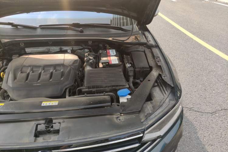 Used Volkswagen Magotan 2020 330TSI DSG Leading Model Engine Bay Left