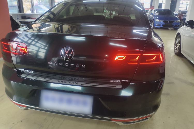 Used Volkswagen Magotan 2020 330TSI DSG Luxury Edition Exterior 4