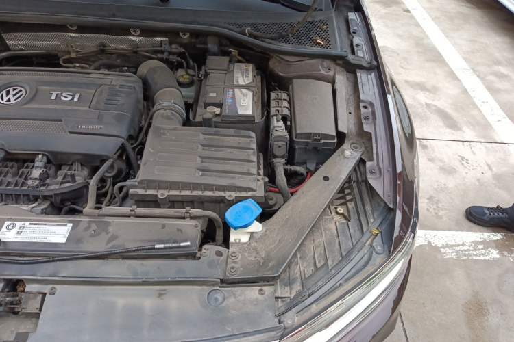 Used Volkswagen Magotan 2020 380TSI DSG Flagship Edition Engine Bay Left