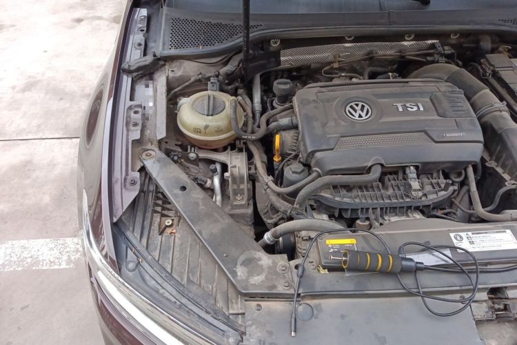 Used Volkswagen Magotan 2020 380TSI DSG Flagship Edition Engine Bay Right