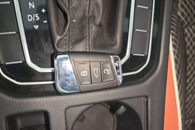 Used Volkswagen Magotan 2020 330TSI DSG Leading Model Vehicle Key