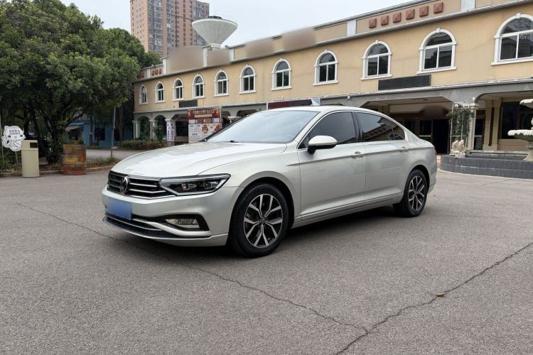 Used Volkswagen Magotan 2020 330TSI DSG Leading Model Guazi used car, China used car export, Used car for sale, Used  cars, Cheapest cars for sale