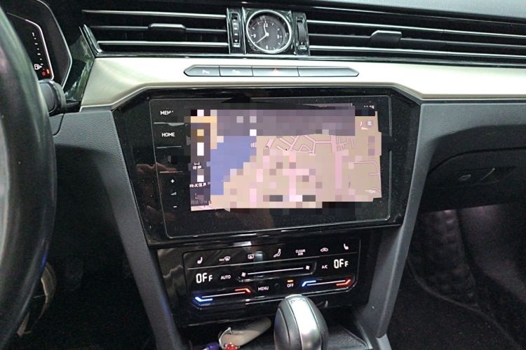 Used Volkswagen Magotan 2020 380TSI DSG Luxury Version Audio And AC Panel