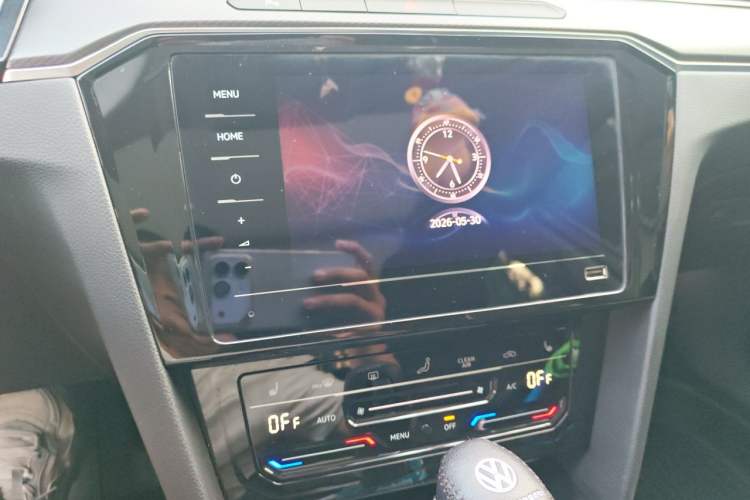 Used Volkswagen Magotan 2020 330TSI DSG Leading Model Audio And AC Panel