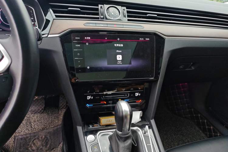 Used Volkswagen Magotan 2020 380TSI DSG Luxury Version Audio And AC Panel
