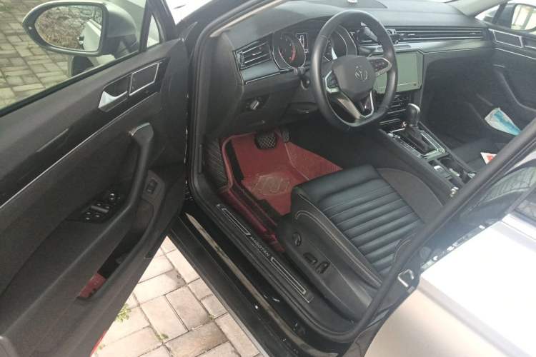 Used Volkswagen Magotan 2020 330TSI DSG Leading Model Driver Seat