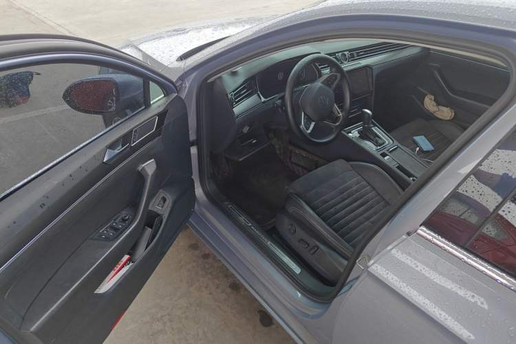 Used Volkswagen Magotan 2020 330TSI DSG Luxury Edition Driver Seat